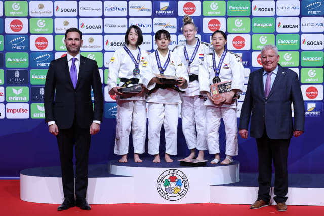 -48 kg: Japan’s Youngsters Brush Aside the Competition