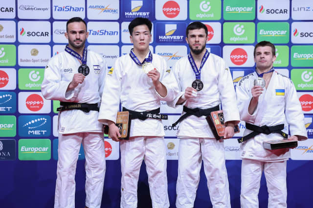 -66kg: Unseeded Hadano Wins with Style