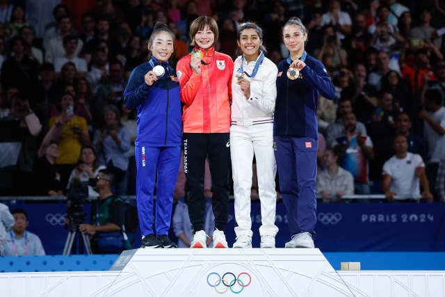 Golden Throws: First Olympic Results Unveiled