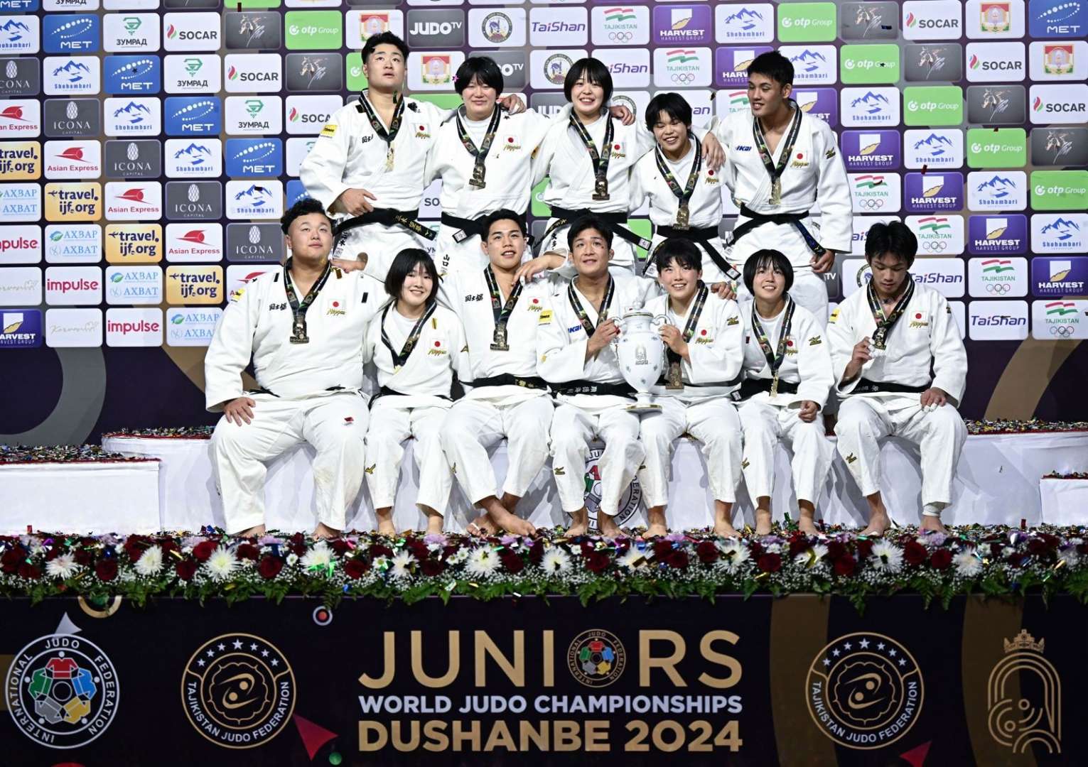 The Junior World Mixed Team Crown Stays in Japan